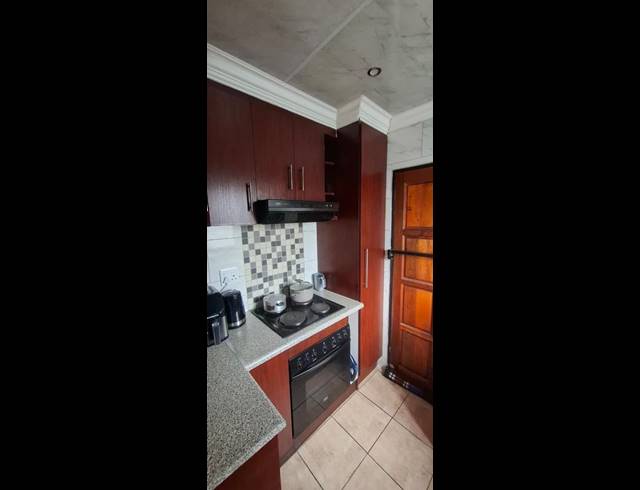 2 BEDROOM HOUSE FOR SALE IN SOSHANGUVE VV